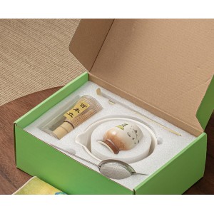 Набор для приготовления матчи «Далёкие горы» Набор для приготовления матчи «Далёкие горы»